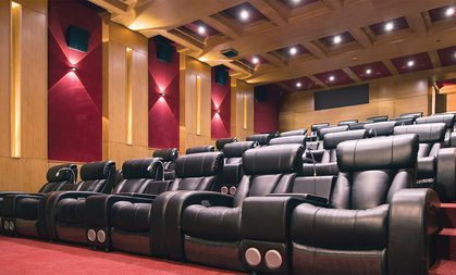سالن سینمای VIP مجتمع خلیج فارس شیراز