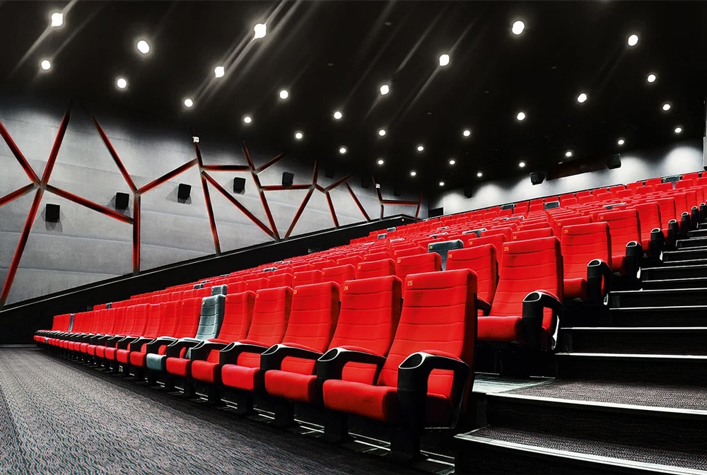 پردیس سینمایی کوروش